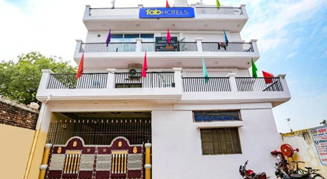 Fabhotel Shivam Palace