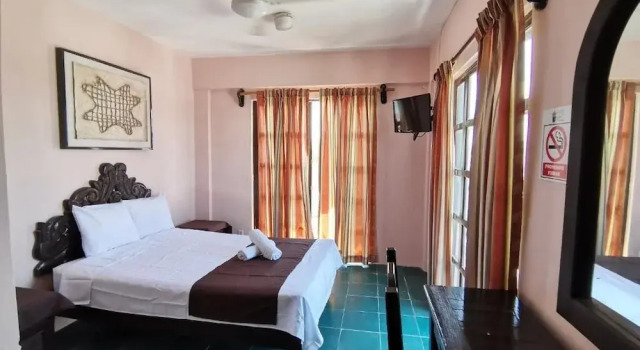 Номер Standard Hotel Colonial San Carlos