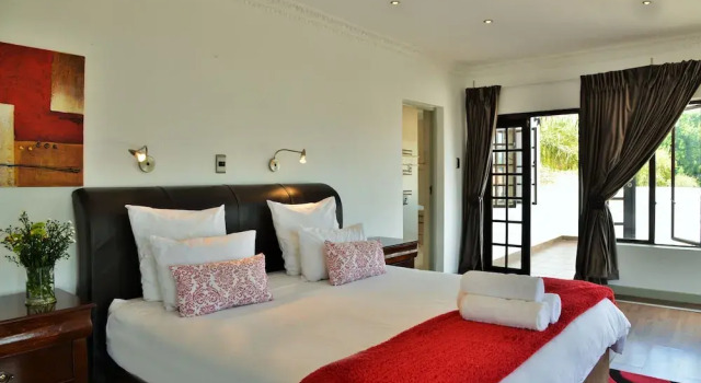 Номер Executive Indlovukazi Guesthouse