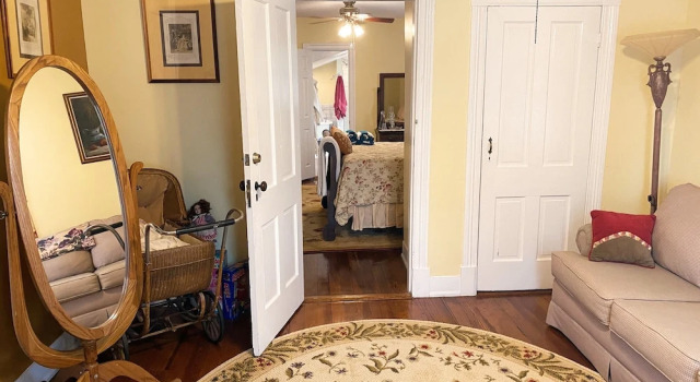 Люкс Presidential Colonial Beach Plaza Bed & Breakfast