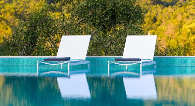 Вилла Almyra Villas