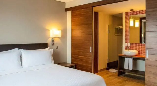 Полулюкс Fiesta Inn Tuxtla Fashion Mall