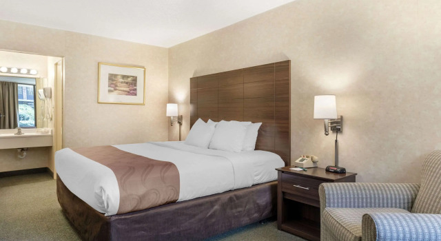Двухместный номер Standard Quality Inn Vienna - Tysons Corner