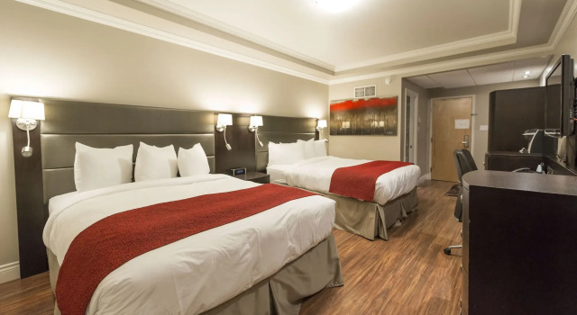 Hotel & Suites Le Dauphin, Rezerwuj Hotel Drummondville Centre of Quebec