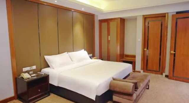 Люкс Superior Vienna Hotel Dongguan Tangxia Binfen Plaza