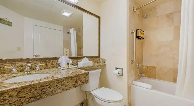 Двухместный номер Standard с балконом Best Western Plus Marina Shores Hotel