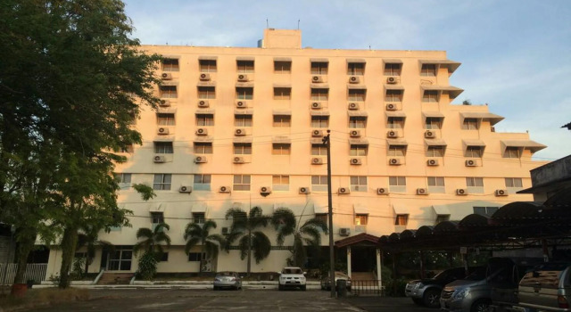 Paradorn Inn, Забронировать Отель Недорогие отели Чумпхон, рядом с Viratsil Hospital, недорого