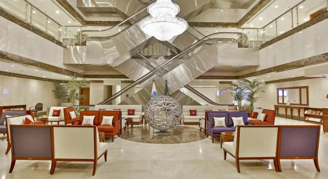 Makarem Al Bait Al Azizia Hotel, Забронировать Отель Al Khansāk провинция Мекка
