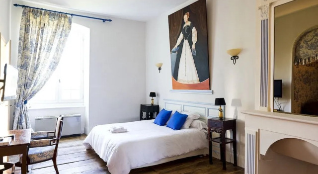 Chateau de Mazelieres, Prenota Hotel Espiens Aquitania