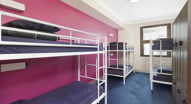 Кровать в общем номере (женский номер) Wake Up! Sydney Central
