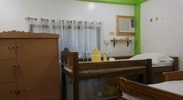 Kaleb Hostel, Book Hostel Tiniguiban Palawan