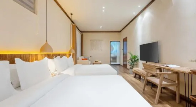 Семейный люкс Dali Fengshangju Homestay (Xizhou Wheat Field & Erhai Lake Ecological Corridor Branch)