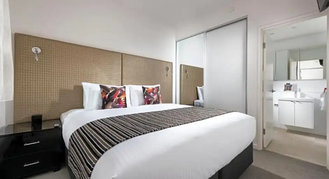 Номер Standard Дуплекс с 4 комнатами Ramada by Wyndham VetroBlu Scarborough Beach