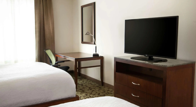 Двухместный номер Standard Hilton Garden Inn Bettendorf/ Quad Cities