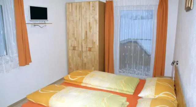 Apartment Holzhacker