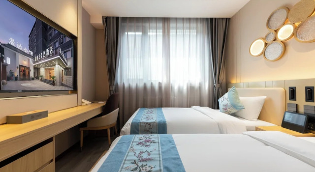 Двухместный номер East Sacred Hotel-near Beijing Tiananmen Square,the Forbidden City,Wangfujing Street-Newly renovated hotel