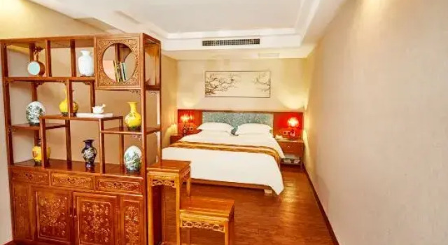 Двухместный люкс Deluxe с видом на город Xiangyi Hotel