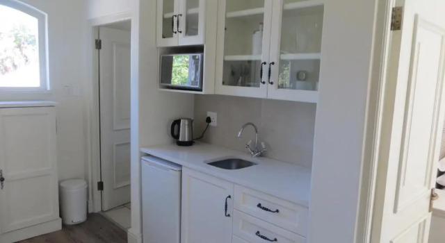 Люкс Luxury с балконом Constantia Valley Lodge