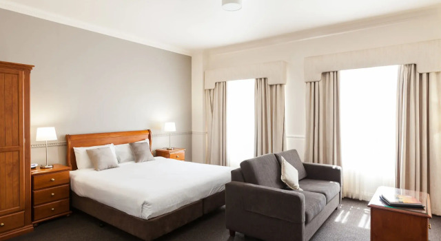 Majestic Tynte Street Hotel