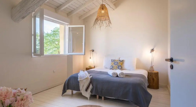 Domaine la Clausade, Book Hotel Mauguio Hérault