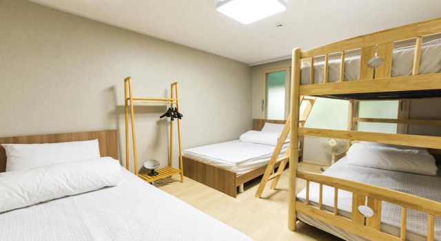 Guest House Julien, Prenota Affittacamere Seul Corea del Sud, vicino a Parco Waryong