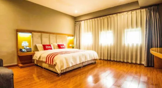 Люкс Deluxe Ibis Chongqing Beibei