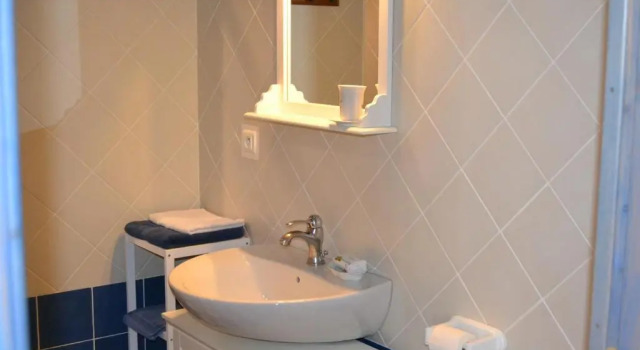 Четырёхместный номер Standard Chambres dHôtes Le Moulin à Epices