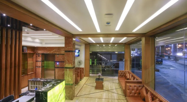 Hotel Navarathna