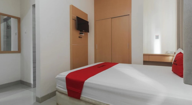 Asa Hotel By RedDoorz, Rezervovat Hotel Bekasi West Java