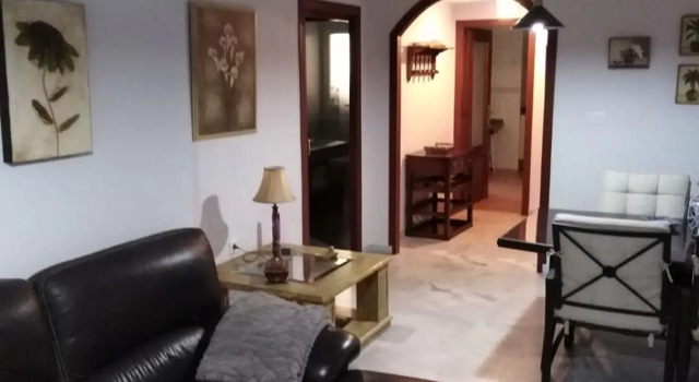 Cosy holiday home in Marbella with shared swimming pool, Забронировать Отель Отели Марбелья с бассейном, рядом с La Canada Shopping Centre, Бассейн