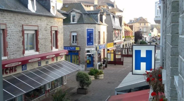 Hotel Les Arcades