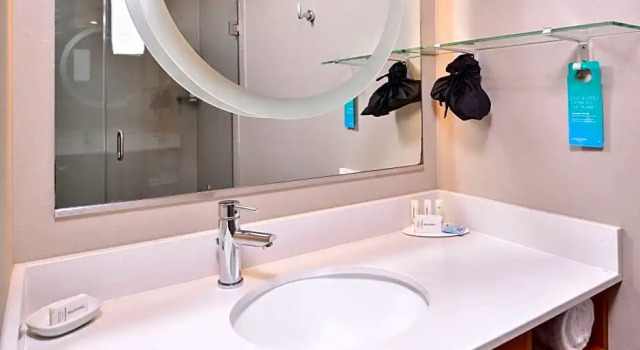 Четырёхместная студия SpringHill Suites Temecula Valley Wine Country
