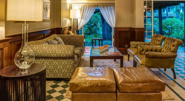 Southern Sun Mayfair Nairobi, Book Hotel Hotels in Nairobi with a Pool, Swimming Pool