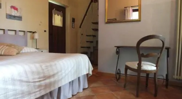 Il Picco, Book Hotel Dronero Piedmont