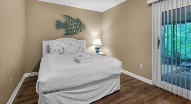 Pet Friendly on Canal in Old Seagrove - Next to Seaside & 3 Blocks to Beach!