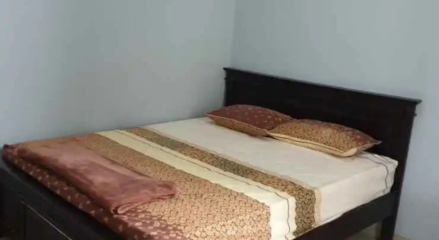 Maylinda Villa, Rezervovat Vila Hotely v Batu s parkováním, poblíž Agro tourism Kusuma, Parkování