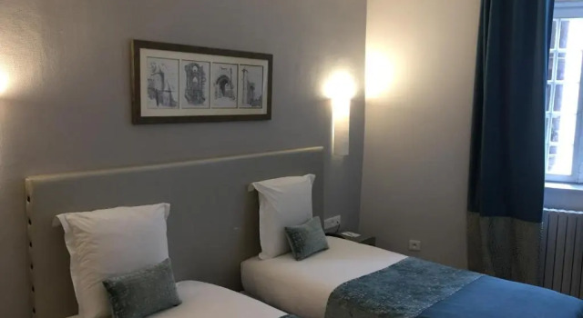 Двухместный номер Standard Hotel Du Pont Vieux