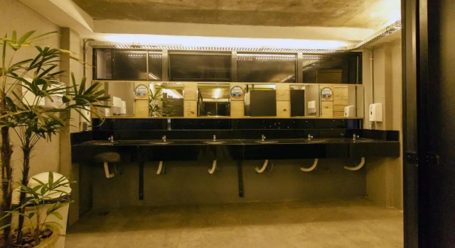 Кровать в общем номере (женский номер) Joy Hostel & Suítes