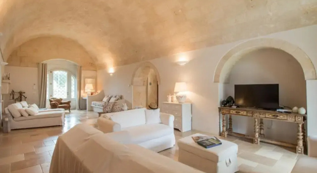 TA-F784-CBOA8AT - Casale Boara, Book Hotel Hotels in Murgia with Parking, Parking