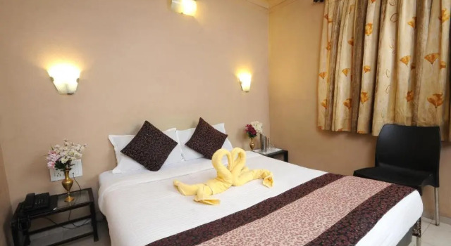 Номер Standard Hotel Vyankatesh & Pure Veg Restaurant