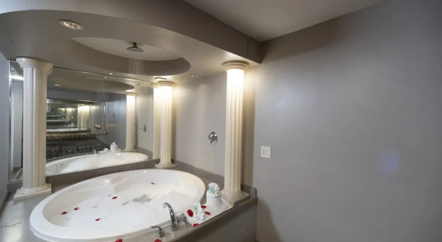 Номер Standard Post Road Inn Motel