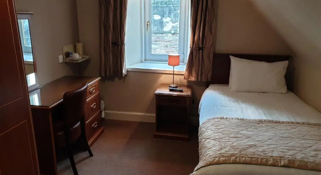 Номер Standard Commercial Hotel