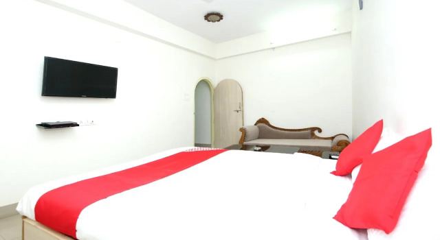 Hotel Chandrika by OYO Rooms