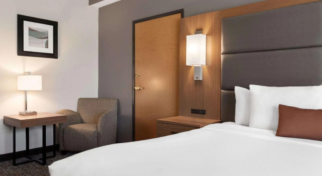 Двухместный номер Standard Wingate by Wyndham Cincinnati Blue Ash