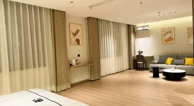 Семейный люкс Huachen Zhixuan Hotel