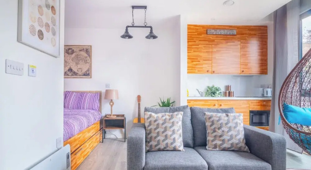 Sheffield City Apartment - Modern & Cozy