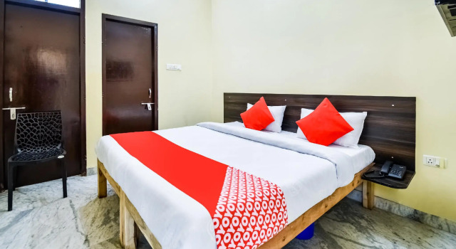 OYO 66209 Hotel Prayag, Rezervovat Hotel Hotely v Rajasthan s parkováním, Parkování