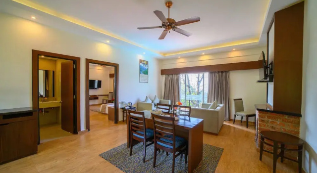 Люкс Premier с балконом Sinclairs Retreat Kalimpong