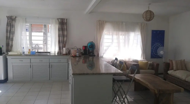 Pebbles Cove, Book Hotel Hotels in Mahe with Parking, Parking