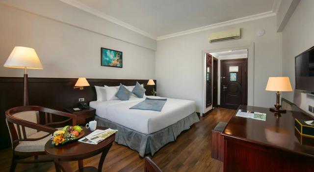 The Tray Hotel Hai Phong